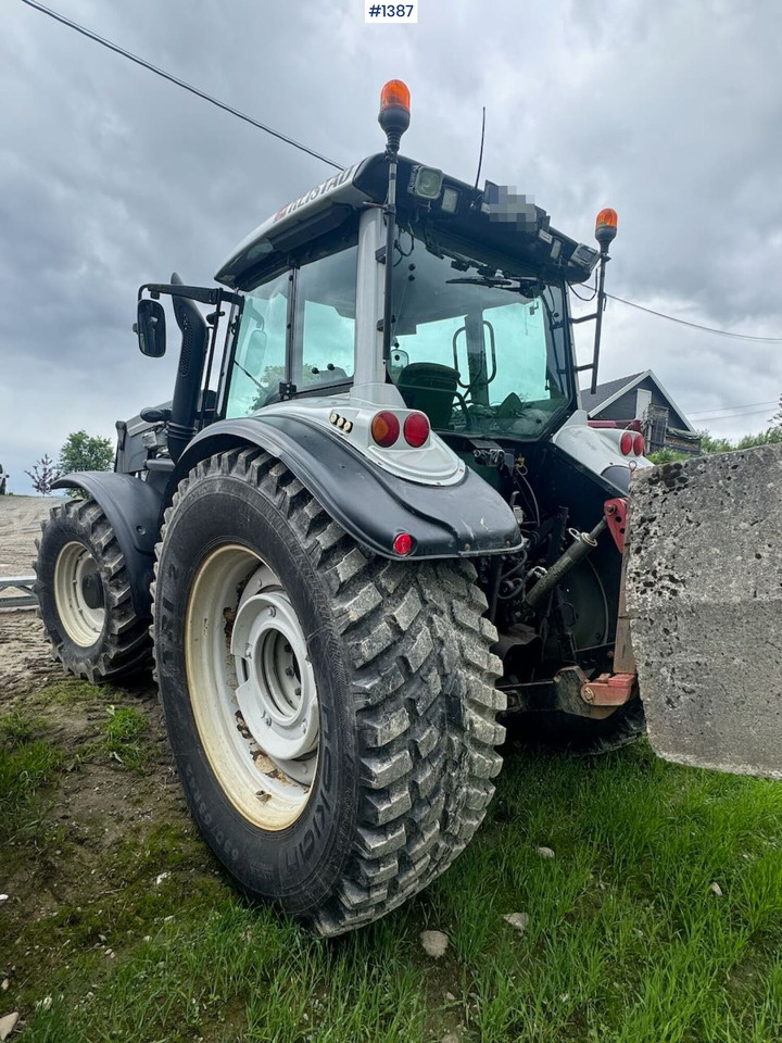 2007 Valtra T190 4x4 Tractor w/ bucket - Трактор: фото 5 2007 Valtra T190 4x4 Tractor w/ bucket - Трактор: фото 5