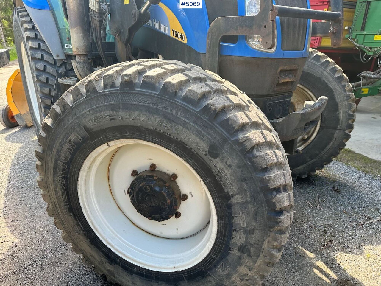 2009 New Holland T6040 SS w/ Trima front loader в лизинг 2009 New Holland T6040 SS w/ Trima front loader: фото 7