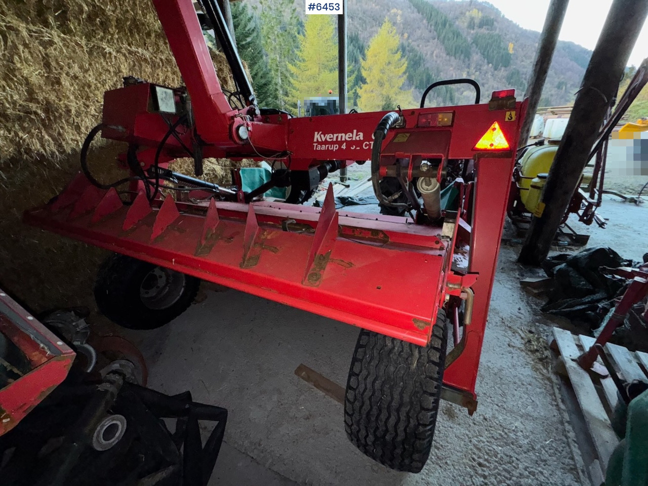 2011 Kverneland Taarup 4332 CT w/ BX Assembly belt - Техника для сенозаготовки: фото 4 2011 Kverneland Taarup 4332 CT w/ BX Assembly belt - Техника для сенозаготовки: фото 4