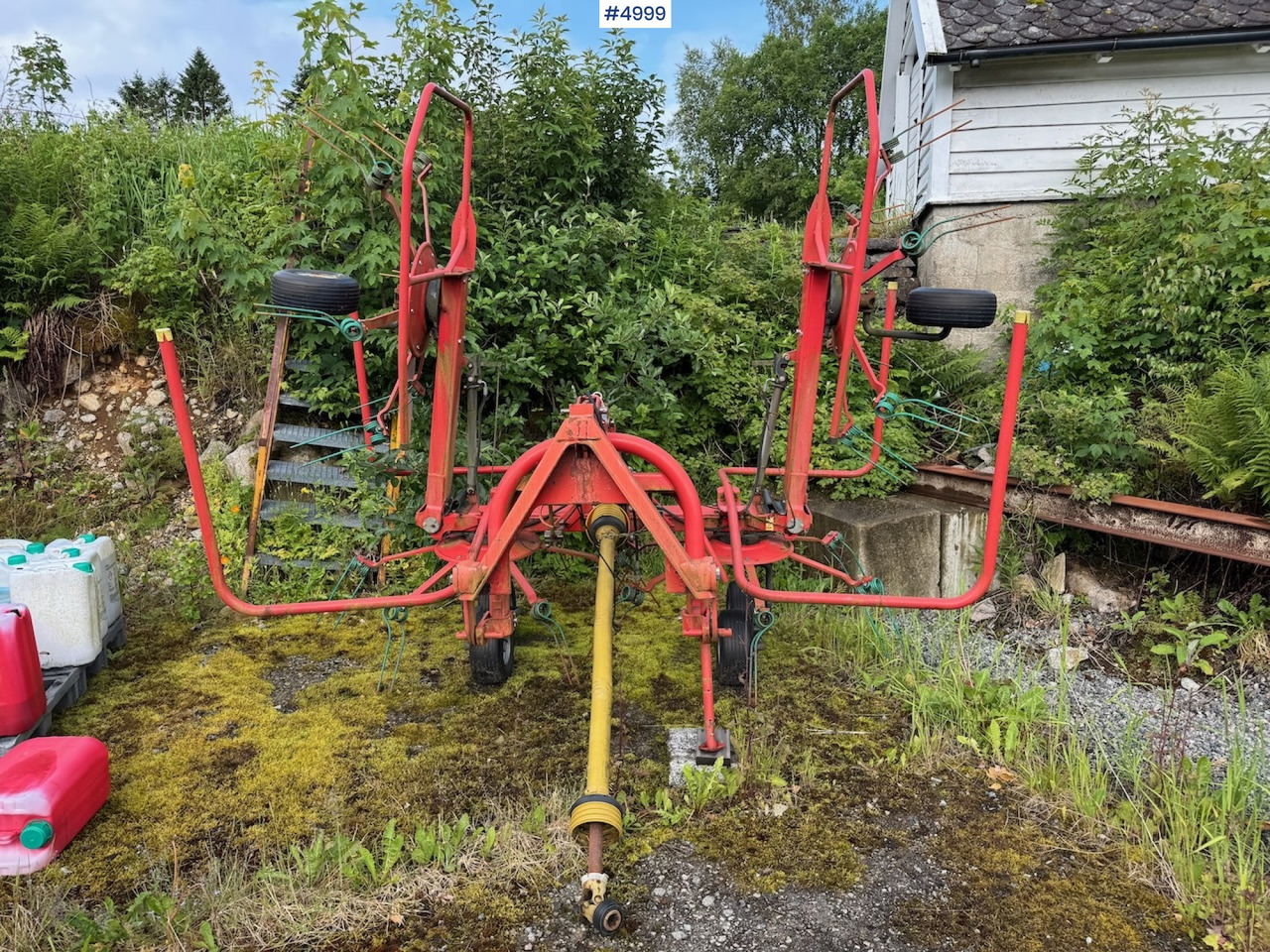 2012 Kverneland Taarup 8052 Spreader harrow - Техника для сенозаготовки: фото 2 2012 Kverneland Taarup 8052 Spreader harrow - Техника для сенозаготовки: фото 2