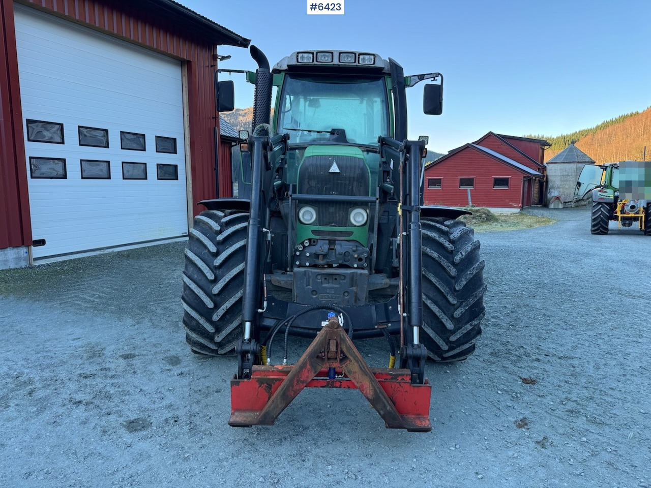 2013 Fendt 412 Vario TMS w/ front loader and plow plate. New engine! - Трактор: фото 3 2013 Fendt 412 Vario TMS w/ front loader and plow plate. New engine! - Трактор: фото 3