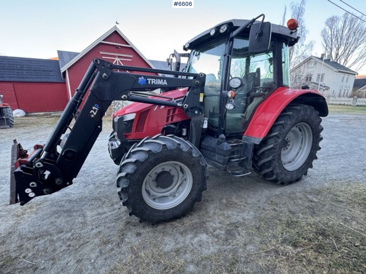 2013 Massey Ferguson 5610 Dyna-4 with front loader. SEE VIDEO! - Трактор: фото 1 2013 Massey Ferguson 5610 Dyna-4 with front loader. SEE VIDEO! - Трактор: фото 1