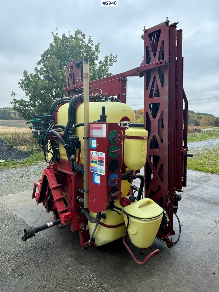 2014 Hardi 8500 Master Field sprayer - Навесной опрыскиватель: фото 1 2014 Hardi 8500 Master Field sprayer - Навесной опрыскиватель: фото 1