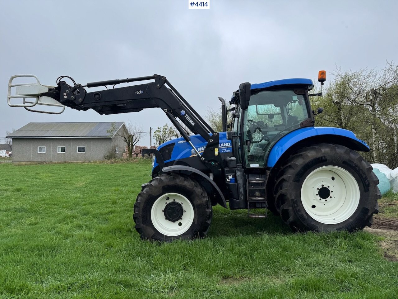 2015 New Holland T7.185 Auto Command w/Front Loader - Трактор: фото 5 2015 New Holland T7.185 Auto Command w/Front Loader - Трактор: фото 5