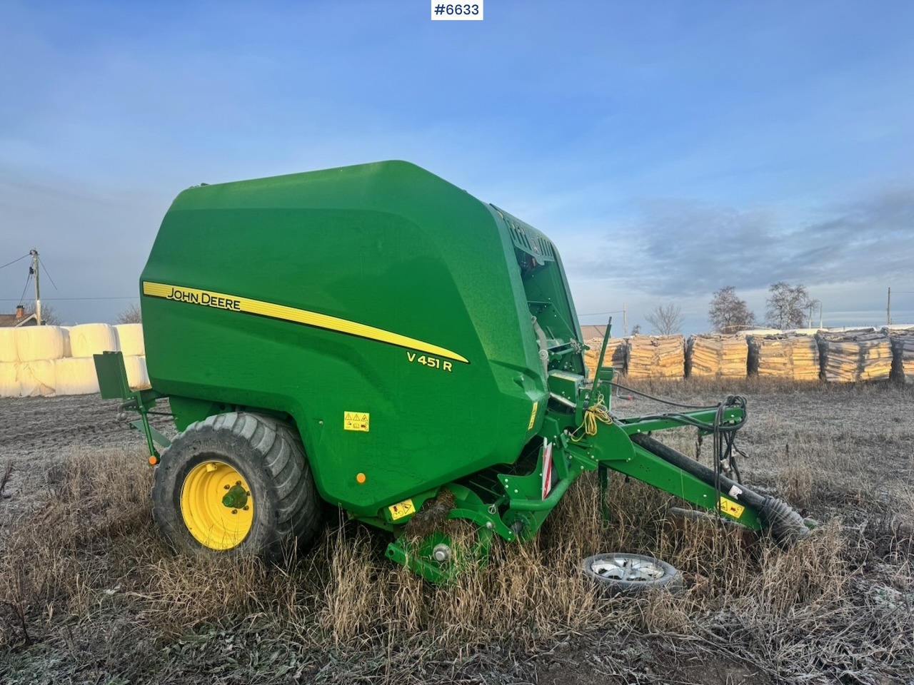 2018 John Deere V451R Round baler - Техника для сенозаготовки: фото 2 2018 John Deere V451R Round baler - Техника для сенозаготовки: фото 2
