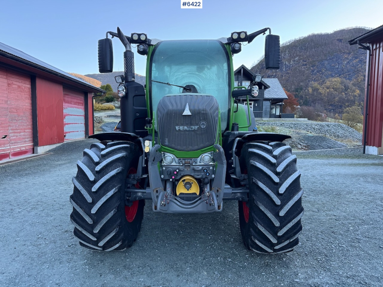 2021 Fendt 314 Vario Profi Plus w/ front hydraulics and front PTO. Low hours! - Трактор: фото 4 2021 Fendt 314 Vario Profi Plus w/ front hydraulics and front PTO. Low hours! - Трактор: фото 4