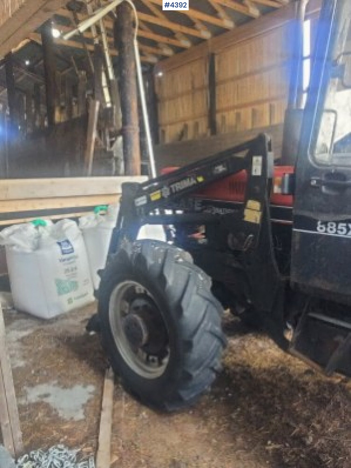 Case International 885XL 4x4 with trima loader - Трактор: фото 4 Case International 885XL 4x4 with trima loader - Трактор: фото 4