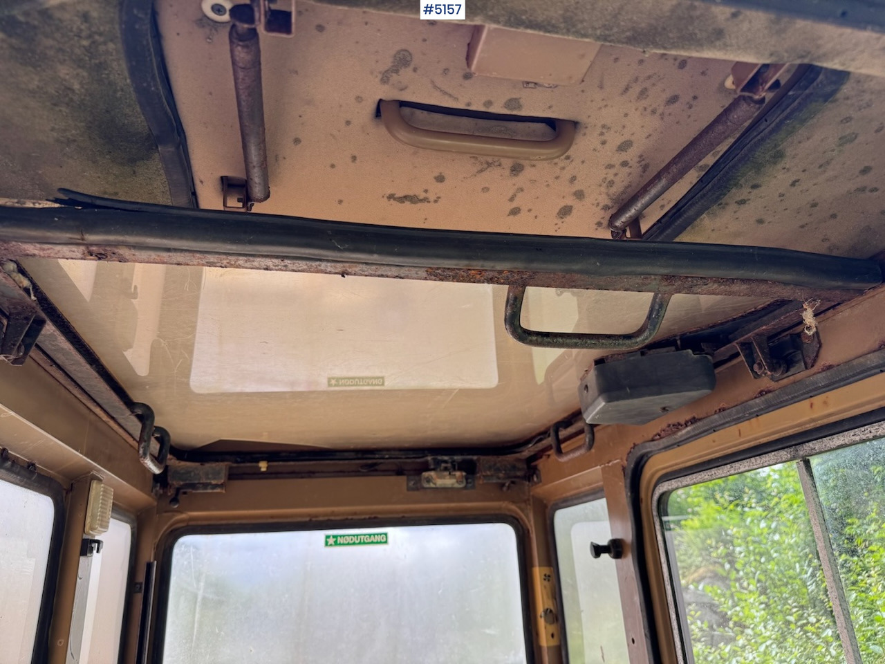 Экскаватор Cat E70B. Watch video: фото 18