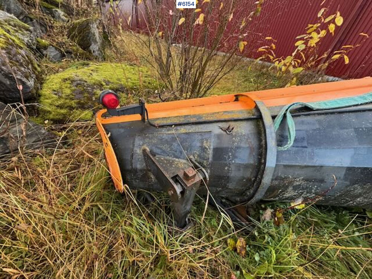 Коммунальная/ Специальная техника 1993 Øveråsen D-2285B diagonal snow plow: фото 16 Коммунальная/ Специальная техника 1993 Øveråsen D-2285B diagonal snow plow: фото 16