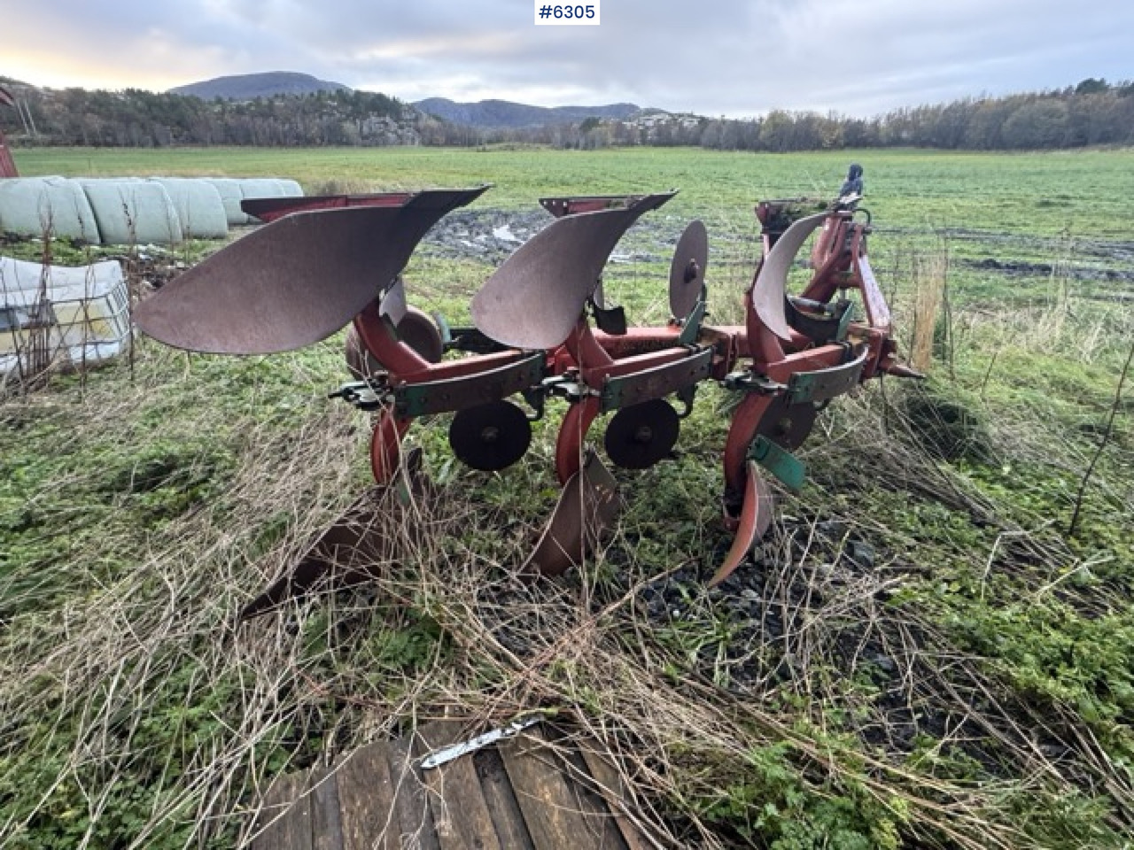 Kverneland 3-furrow reversible plough - Техника для обработки почвы: фото 2 Kverneland 3-furrow reversible plough - Техника для обработки почвы: фото 2
