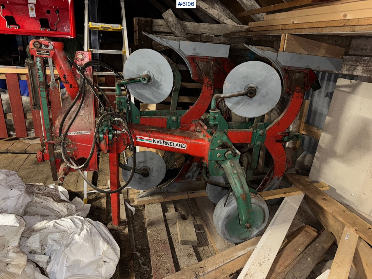 Kverneland Mod. E 3 2-furrow reversible plough. - Техника для обработки почвы: фото 4 Kverneland Mod. E 3 2-furrow reversible plough. - Техника для обработки почвы: фото 4