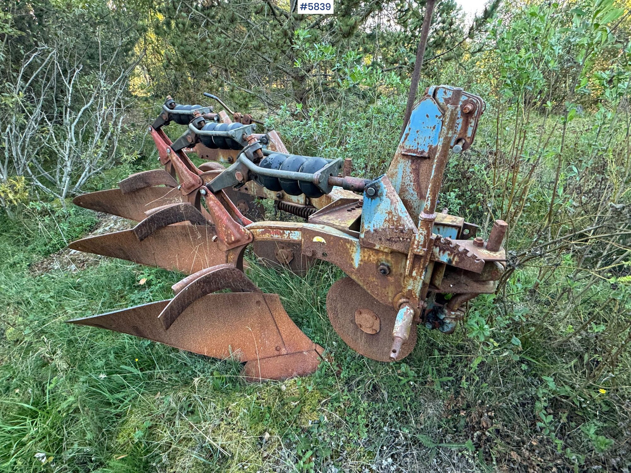 Øverum 3-furrow plow - Техника для обработки почвы: фото 2 Øverum 3-furrow plow - Техника для обработки почвы: фото 2