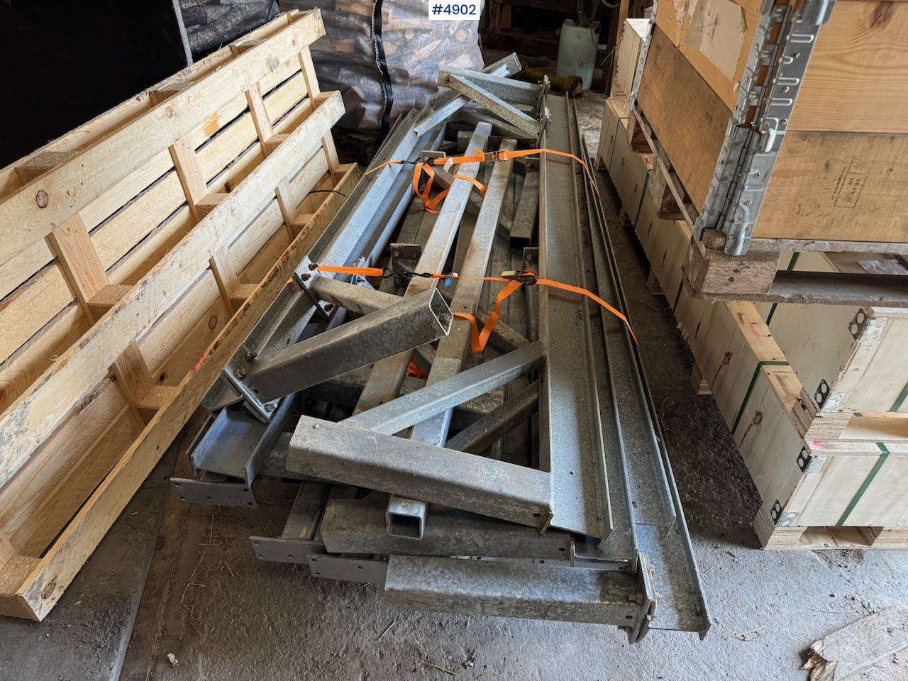 Stands, rails, and trolleys for TKS Apetitt feed wagon. - Инвентарь для животноводства: фото 2 Stands, rails, and trolleys for TKS Apetitt feed wagon. - Инвентарь для животноводства: фото 2