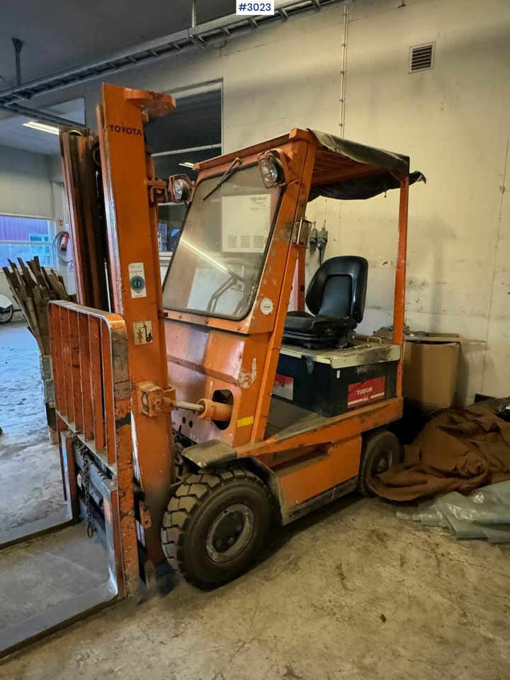 Toyota 4FB15 Forklift - Вилочный погрузчик: фото 2 Toyota 4FB15 Forklift - Вилочный погрузчик: фото 2