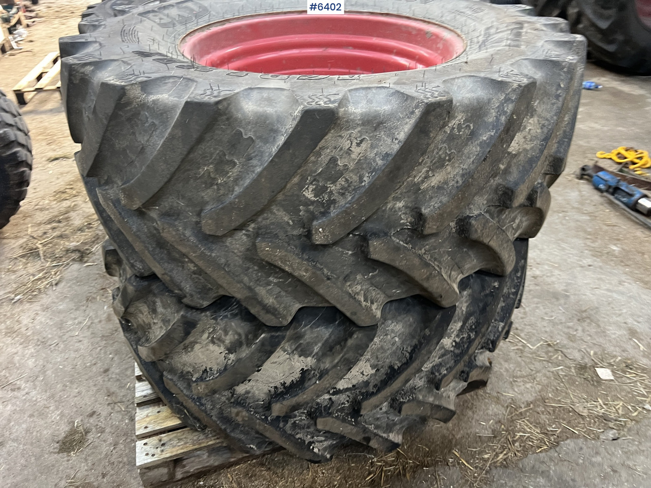 Tractor tires and rims - Колесо для Сельскохозяйственной техники: фото 1 Tractor tires and rims - Колесо для Сельскохозяйственной техники: фото 1