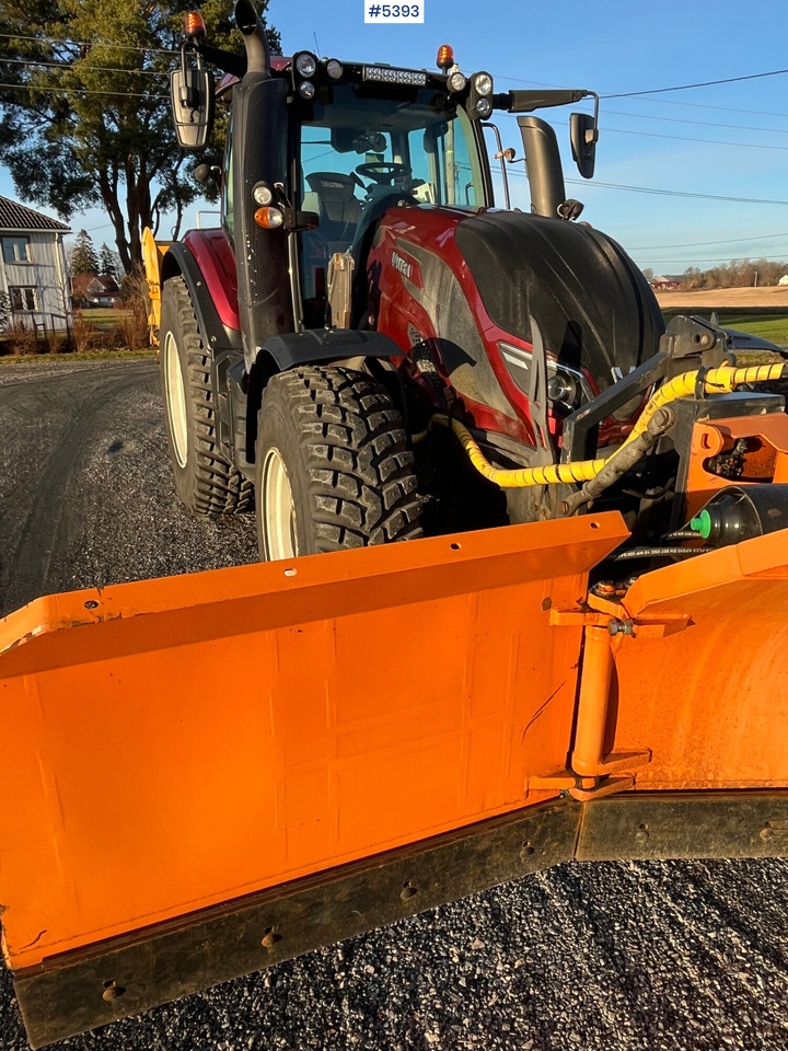 Valtra T 174 E Twintrac Tractor - Трактор: фото 4 Valtra T 174 E Twintrac Tractor - Трактор: фото 4