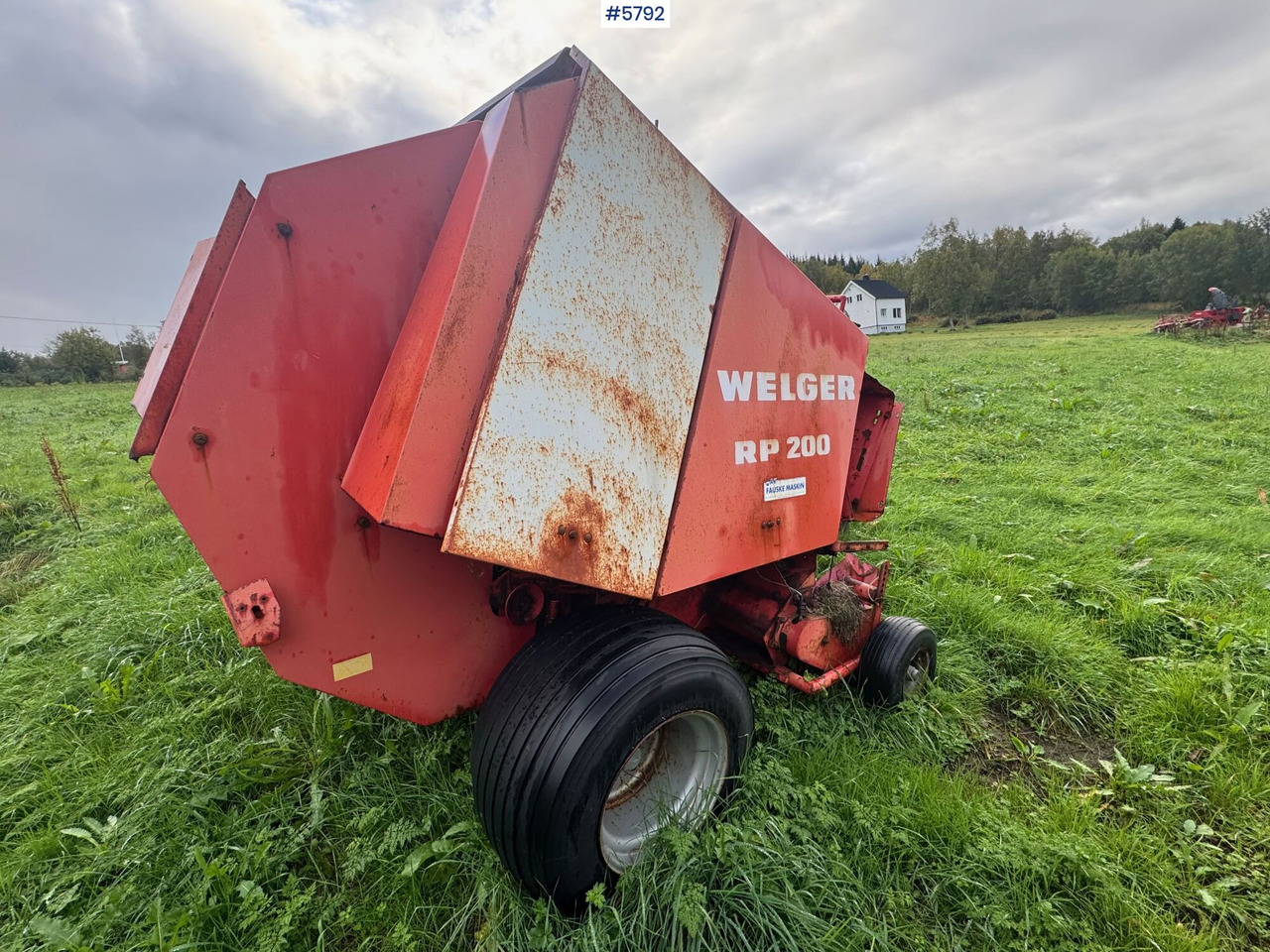 Welger RP 200 Mastercut round baler. Partially repaired object. - Техника для сенозаготовки: фото 4 Welger RP 200 Mastercut round baler. Partially repaired object. - Техника для сенозаготовки: фото 4
