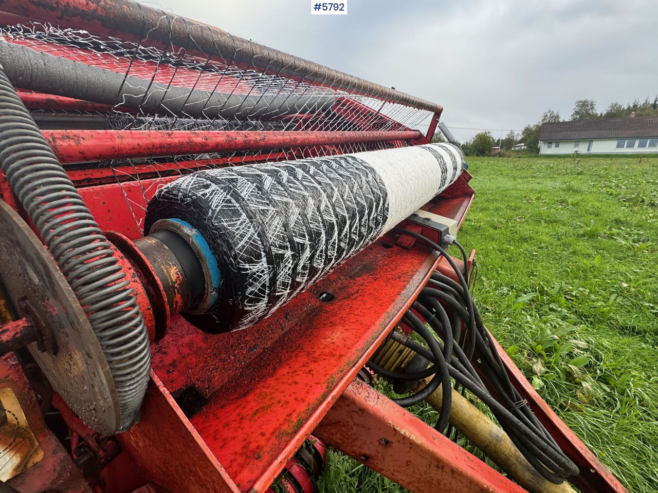 Welger RP 200 Mastercut round baler. Partially repaired object. - Техника для сенозаготовки: фото 2 Welger RP 200 Mastercut round baler. Partially repaired object. - Техника для сенозаготовки: фото 2