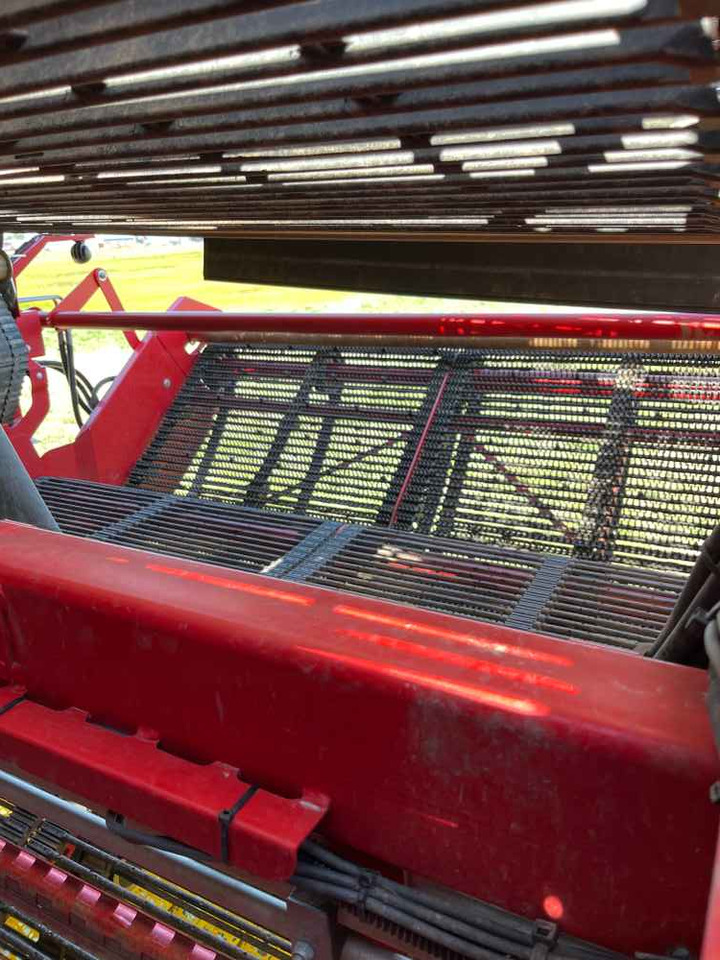 Grimme VARITRON 470 - Картофелеуборочный комбайн: фото 5 Grimme VARITRON 470 - Картофелеуборочный комбайн: фото 5