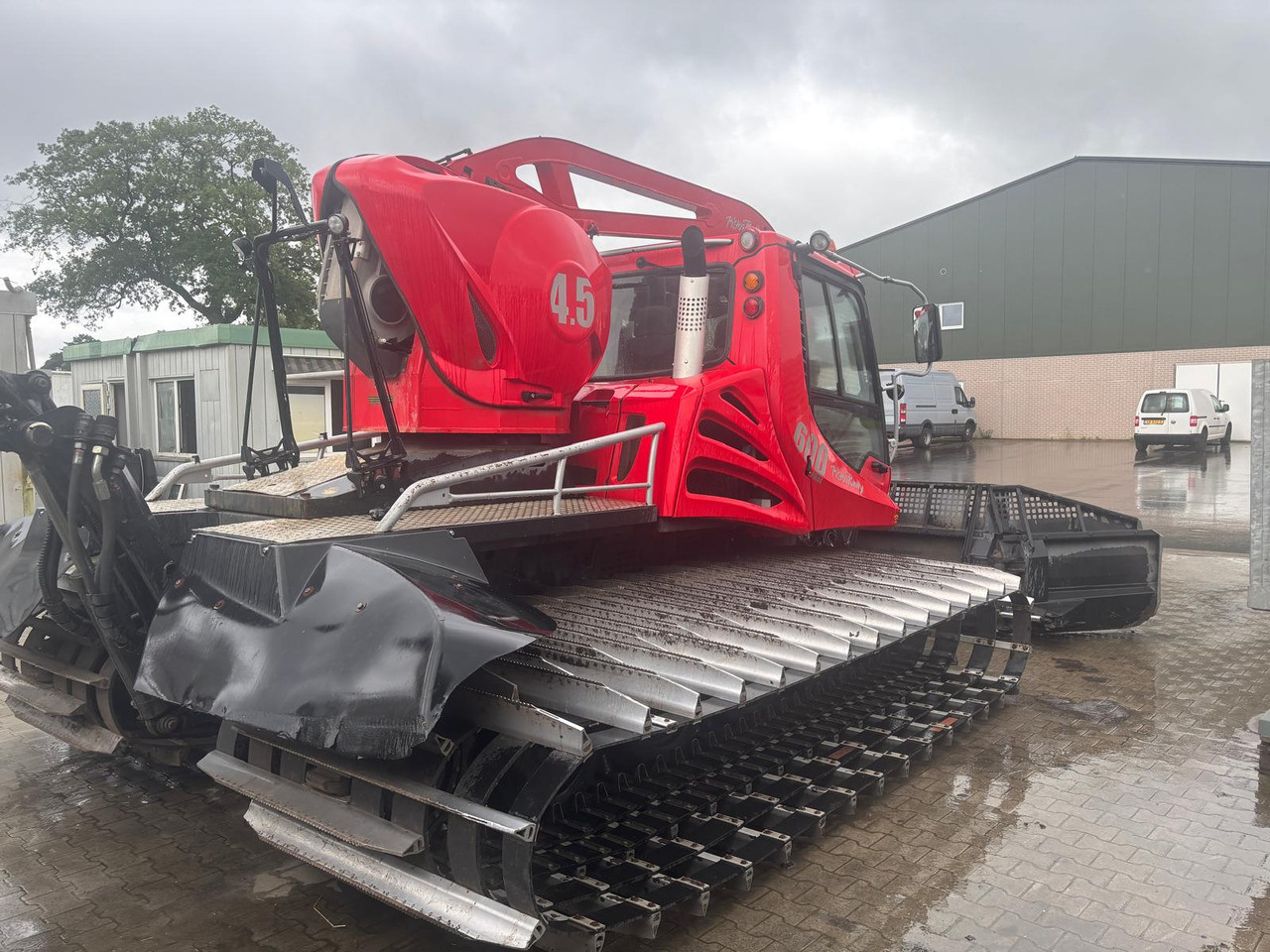 KÄSSBOHRER Pistenbully 600 - Коммунальная/ Специальная техника: фото 5 KÄSSBOHRER Pistenbully 600 - Коммунальная/ Специальная техника: фото 5