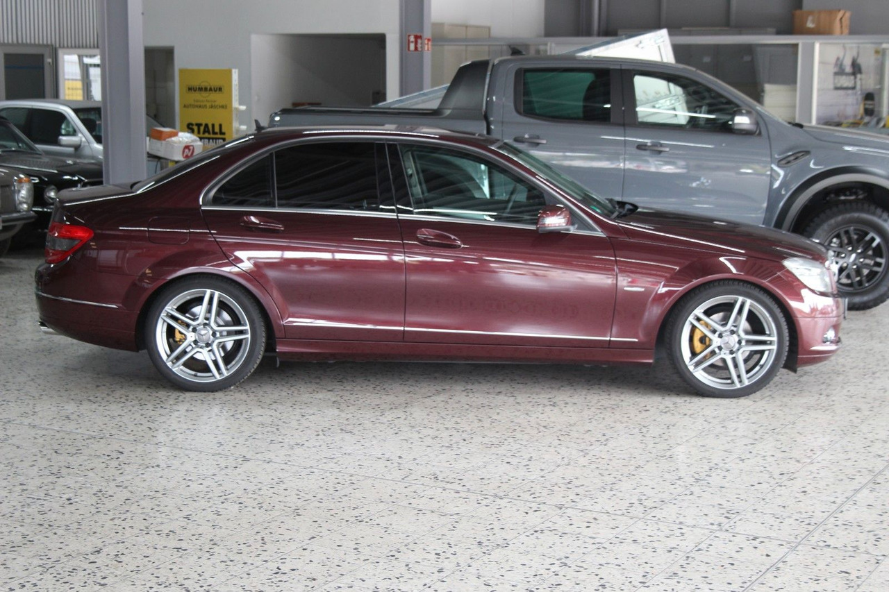Mercedes-Benz C 230 Avantgarde Automatik sehr gepflegt! 130tKM - Седан: фото 5 Mercedes-Benz C 230 Avantgarde Automatik sehr gepflegt! 130tKM - Седан: фото 5