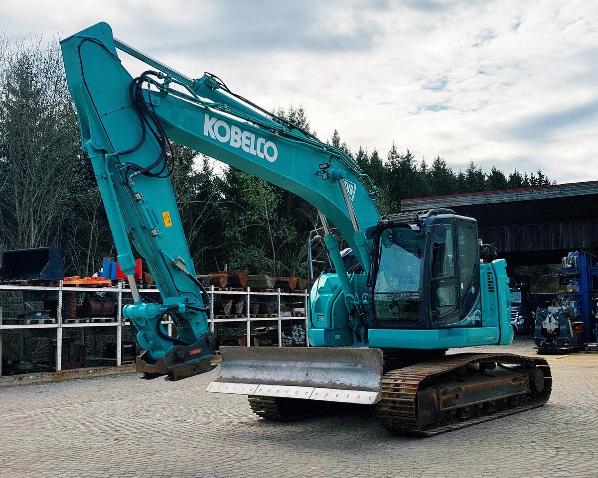 Kobelco SK230SRLC-5 - Гусеничный экскаватор: фото 1 Kobelco SK230SRLC-5 - Гусеничный экскаватор: фото 1