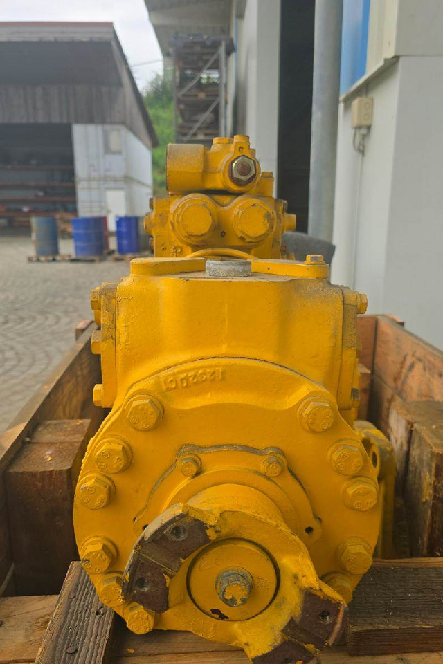 Komatsu Getriebe Komatsu D66 Raupe - Коробка передач для Строительной техники: фото 4 Komatsu Getriebe Komatsu D66 Raupe - Коробка передач для Строительной техники: фото 4