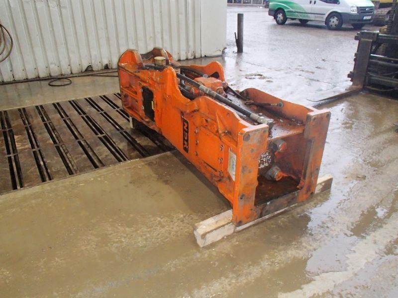 NPK E-225 A - Гидромолот для Строительной техники: фото 3 NPK E-225 A - Гидромолот для Строительной техники: фото 3