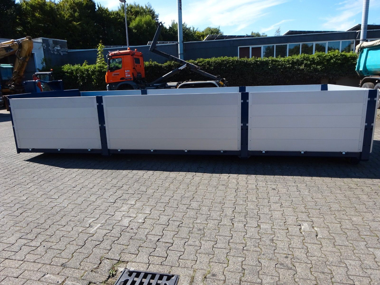 12 cbm Abrollcontainer Pritsche - Крюковой мультилифт: фото 4 12 cbm Abrollcontainer Pritsche - Крюковой мультилифт: фото 4