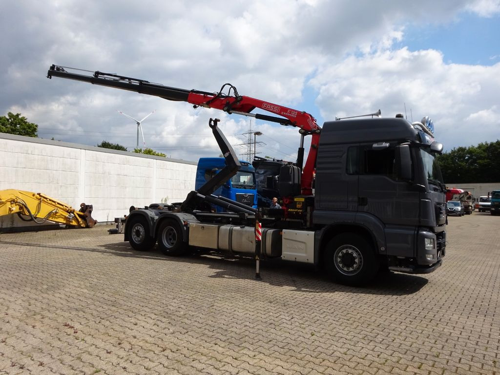 MAN 26.500 Abroller + Fassi F125A Kran 6x2-4 Allrad - Крюковой мультилифт, Автоманипулятор: фото 4 MAN 26.500 Abroller + Fassi F125A Kran 6x2-4 Allrad - Крюковой мультилифт, Автоманипулятор: фото 4