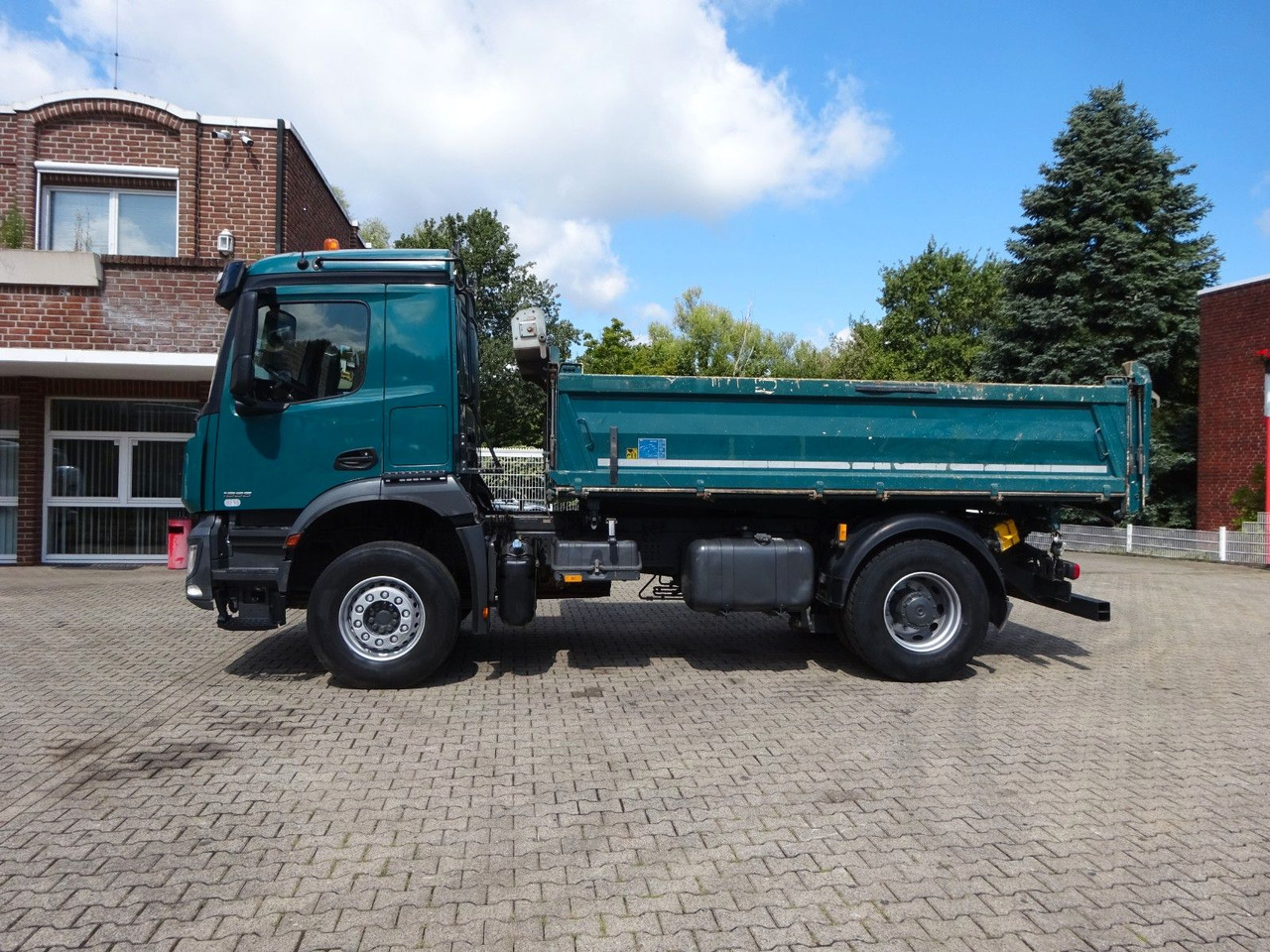 Mercedes-Benz 1833 Actros MEILLER 3Skipper 4x2 - Самосвал: фото 5 Mercedes-Benz 1833 Actros MEILLER 3Skipper 4x2 - Самосвал: фото 5