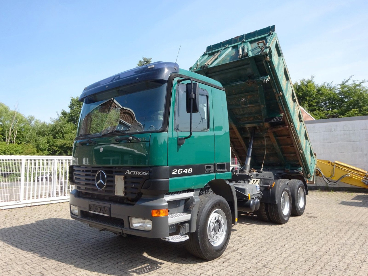 Mercedes-Benz 2648 Actros MEILLER 3SKipper 6x4 - Самосвал: фото 1 Mercedes-Benz 2648 Actros MEILLER 3SKipper 6x4 - Самосвал: фото 1