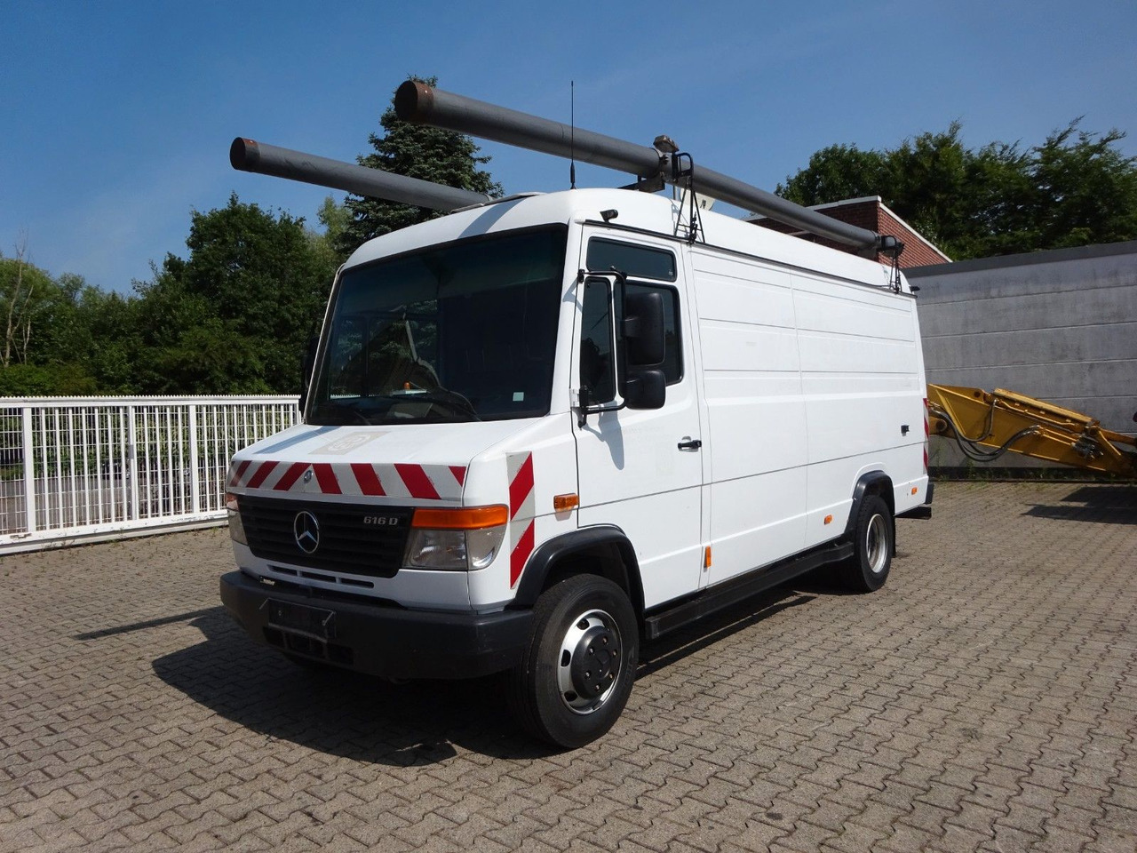Mercedes-Benz 616D Vario Kastenwagen 4x2 - Цельнометаллический фургон: фото 2 Mercedes-Benz 616D Vario Kastenwagen 4x2 - Цельнометаллический фургон: фото 2