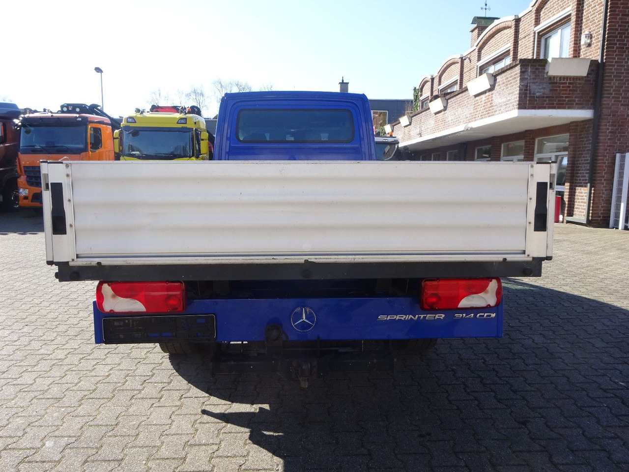Mercedes-Benz Sprinter 314 CDI Pritsche Doppelkabiene 4x2 - Малотоннажный бортовой грузовик, Грузопассажирский фургон: фото 4 Mercedes-Benz Sprinter 314 CDI Pritsche Doppelkabiene 4x2 - Малотоннажный бортовой грузовик, Грузопассажирский фургон: фото 4