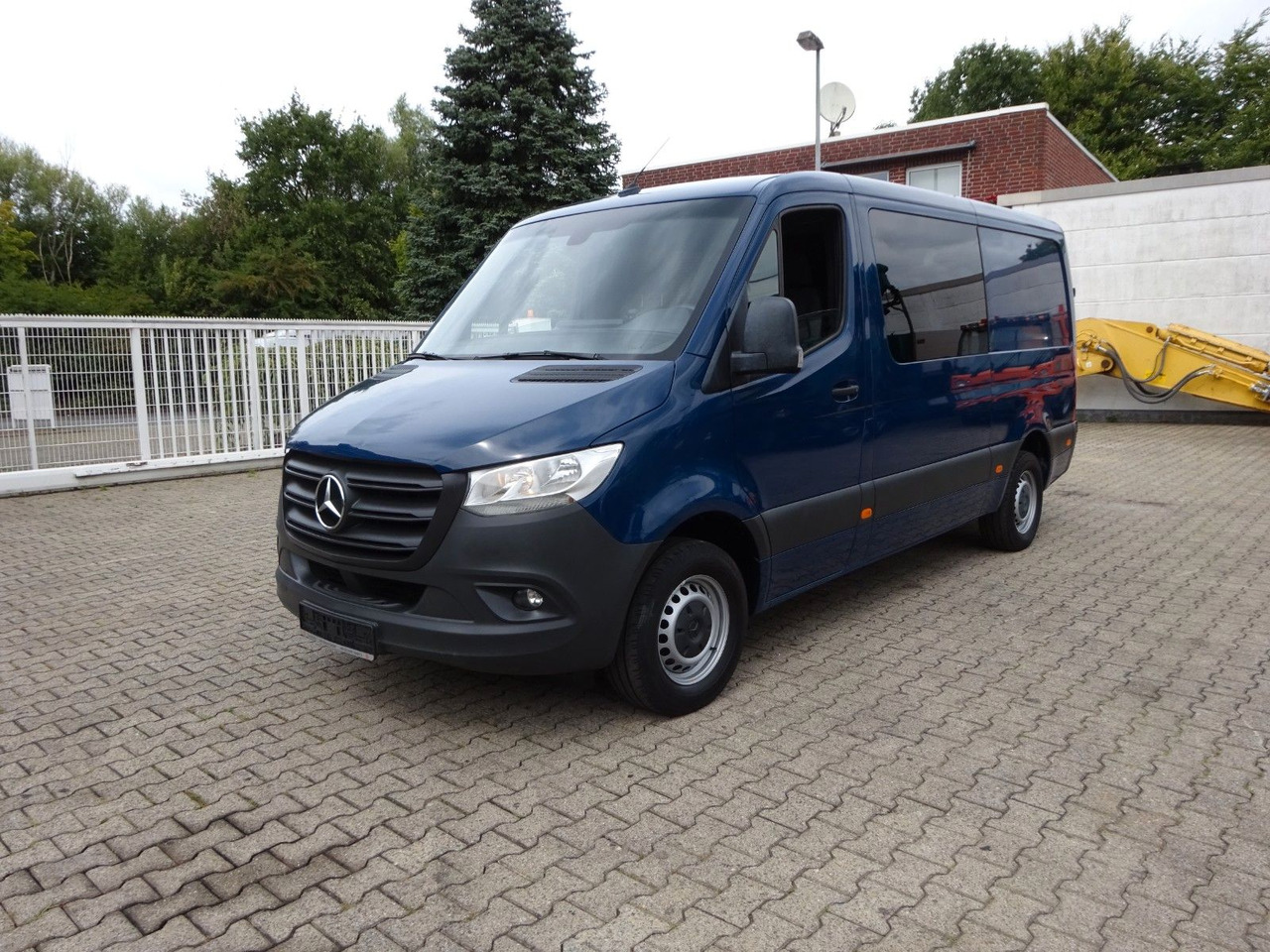 Mercedes-Benz Sprinter 316 CDI Kasten 4x2 - Цельнометаллический фургон: фото 2 Mercedes-Benz Sprinter 316 CDI Kasten 4x2 - Цельнометаллический фургон: фото 2