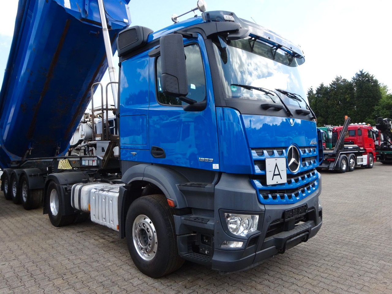 Тягач Mercedes-Benz 1853 Arocs SZM mit Kipperpumpe: фото 7