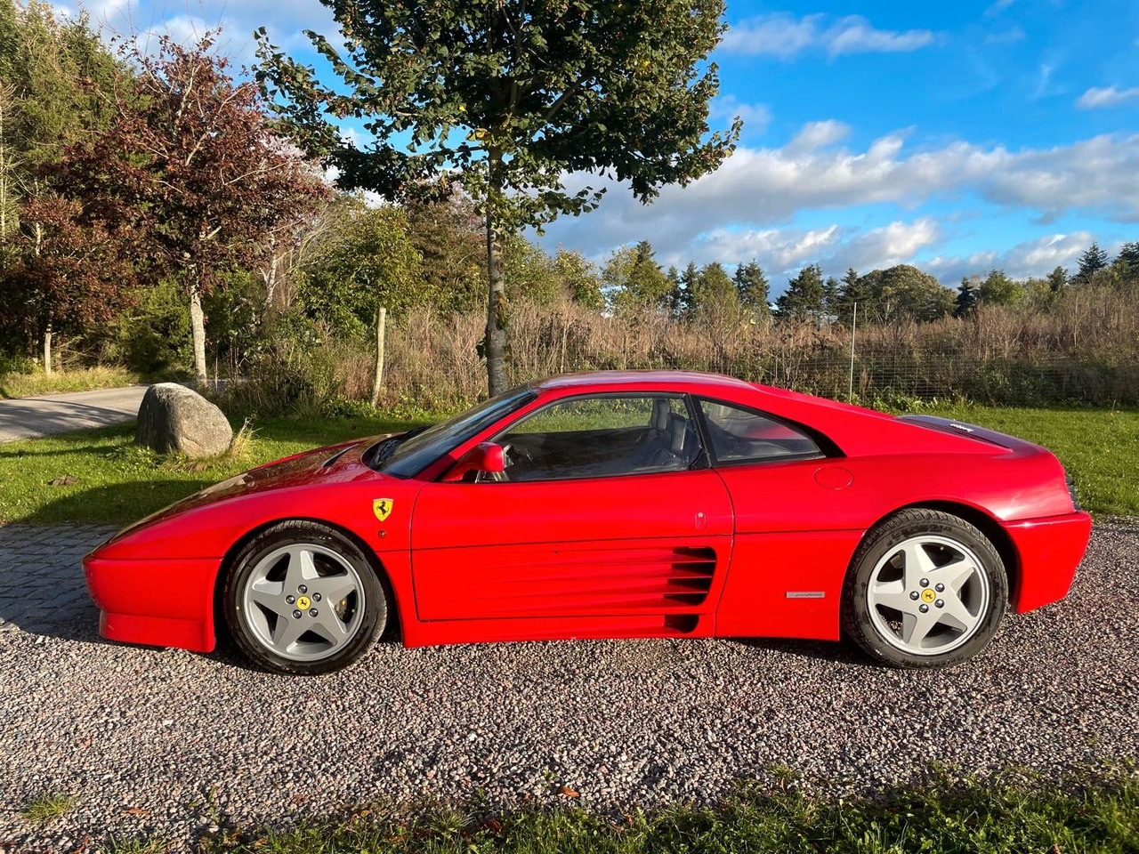 Ferrari 348 TB - Купе: фото 2 Ferrari 348 TB - Купе: фото 2