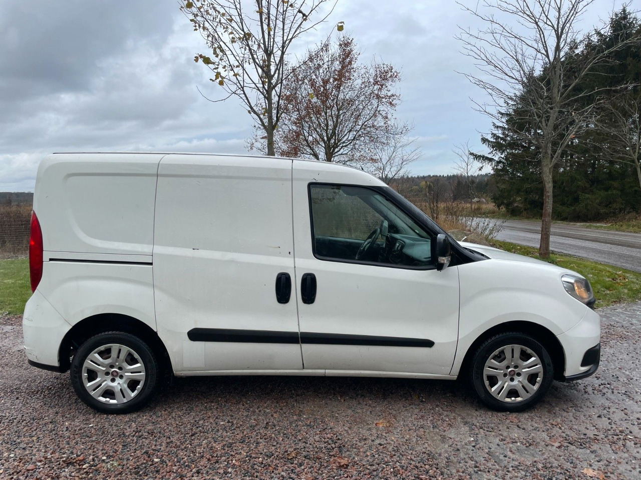 Fiat Doblo Doblò Basis Kasten 1.3 diesel - Универсал: фото 5 Fiat Doblo Doblò Basis Kasten 1.3 diesel - Универсал: фото 5