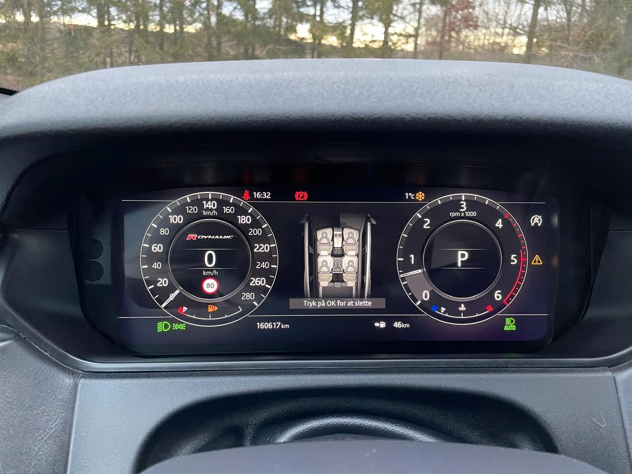 Внедорожник Land Rover Range Rover Velar R-Dynamic 3.0D 4WD Land Rover Range Rover Velar R-Dynamic 3.0D 4WD *RESERVED: фото 16