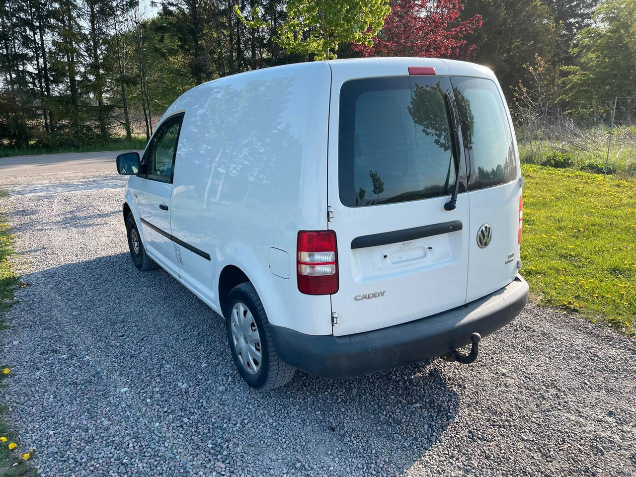 Volkswagen Caddy Kasten Kombi BMT 1.6 TDI - Легковой автомобиль: фото 3 Volkswagen Caddy Kasten Kombi BMT 1.6 TDI - Легковой автомобиль: фото 3