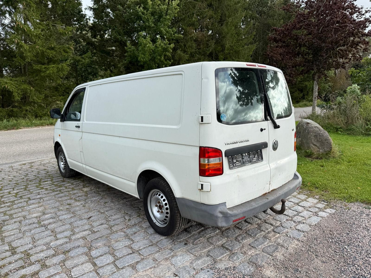 Volkswagen T5 Transporter 2.5 TDI Kasten lang - Легковой фургон: фото 3 Volkswagen T5 Transporter 2.5 TDI Kasten lang - Легковой фургон: фото 3