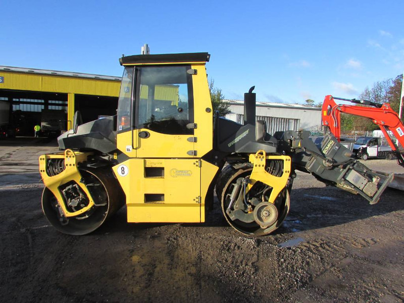 Bomag BW 154 A P-4 AM / Asphaltmanager Walze - Каток: фото 1 Bomag BW 154 A P-4 AM / Asphaltmanager Walze - Каток: фото 1