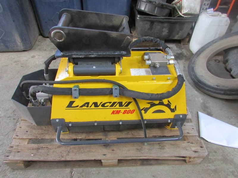 Lancini KM 800 Mulcher MS 03 / Neu / 2.100 EUR - Косилка-измельчитель/ Мульчер: фото 1 Lancini KM 800 Mulcher MS 03 / Neu / 2.100 EUR - Косилка-измельчитель/ Мульчер: фото 1