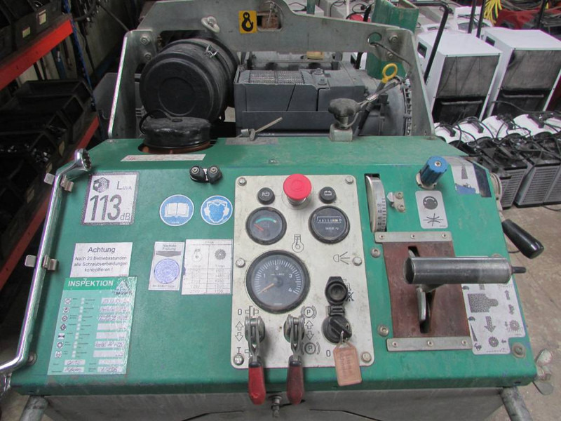 Lissmac FS 28 D Fugenschneider 6.000 EUR - Оборудование для бетонных работ: фото 3 Lissmac FS 28 D Fugenschneider 6.000 EUR - Оборудование для бетонных работ: фото 3