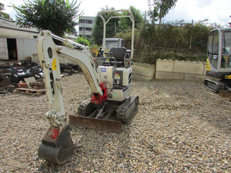 Takeuchi TB 210 R Minibagger 14.500 EUR - Мини-экскаватор: фото 2 Takeuchi TB 210 R Minibagger 14.500 EUR - Мини-экскаватор: фото 2