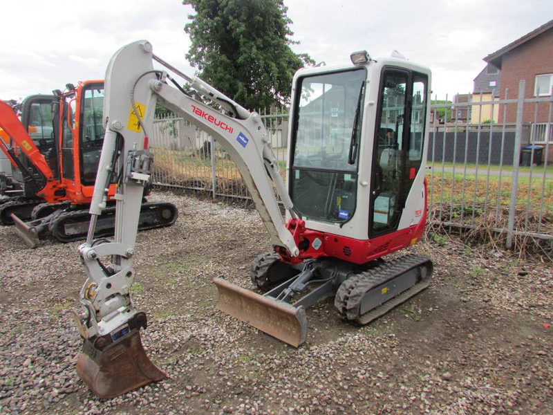 Takeuchi TB 216 V4 Minibagger 24.500 EUR - Мини-экскаватор: фото 4 Takeuchi TB 216 V4 Minibagger 24.500 EUR - Мини-экскаватор: фото 4