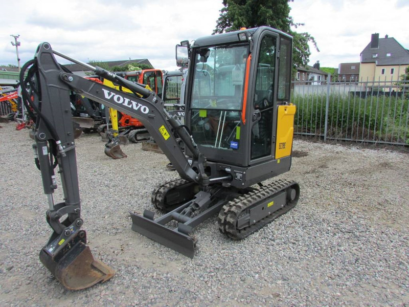 Volvo EC 18 E Minibagger 24.500 EUR - Мини-экскаватор: фото 2 Volvo EC 18 E Minibagger 24.500 EUR - Мини-экскаватор: фото 2