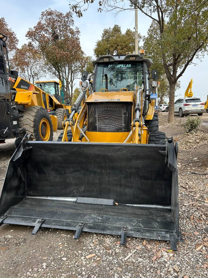 CAT 420F - Экскаватор-погрузчик: фото 3 CAT 420F - Экскаватор-погрузчик: фото 3