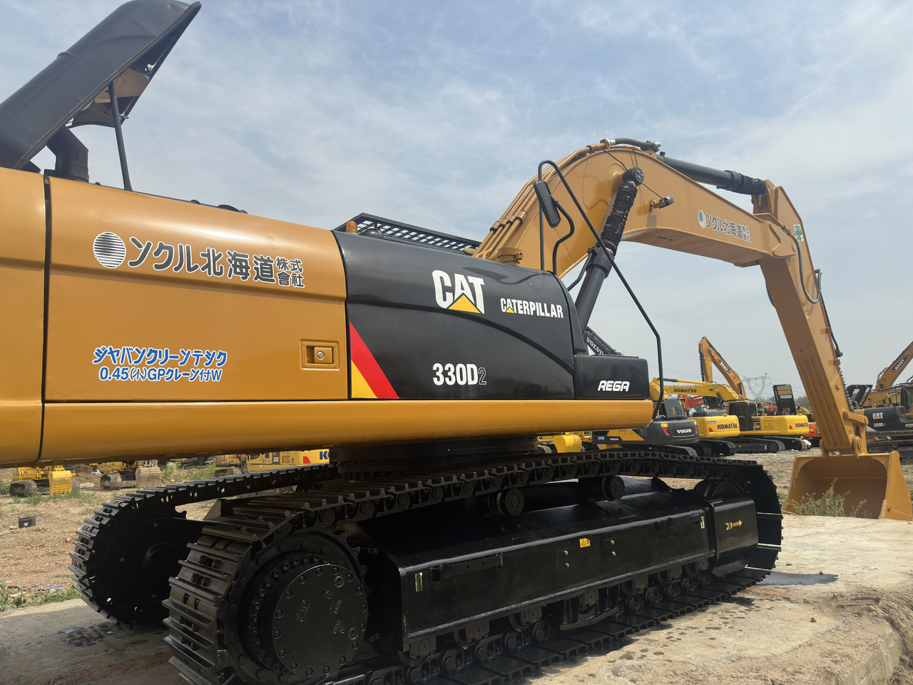 CATERPILLAR 330D2 - Гусеничный экскаватор: фото 2 CATERPILLAR 330D2 - Гусеничный экскаватор: фото 2