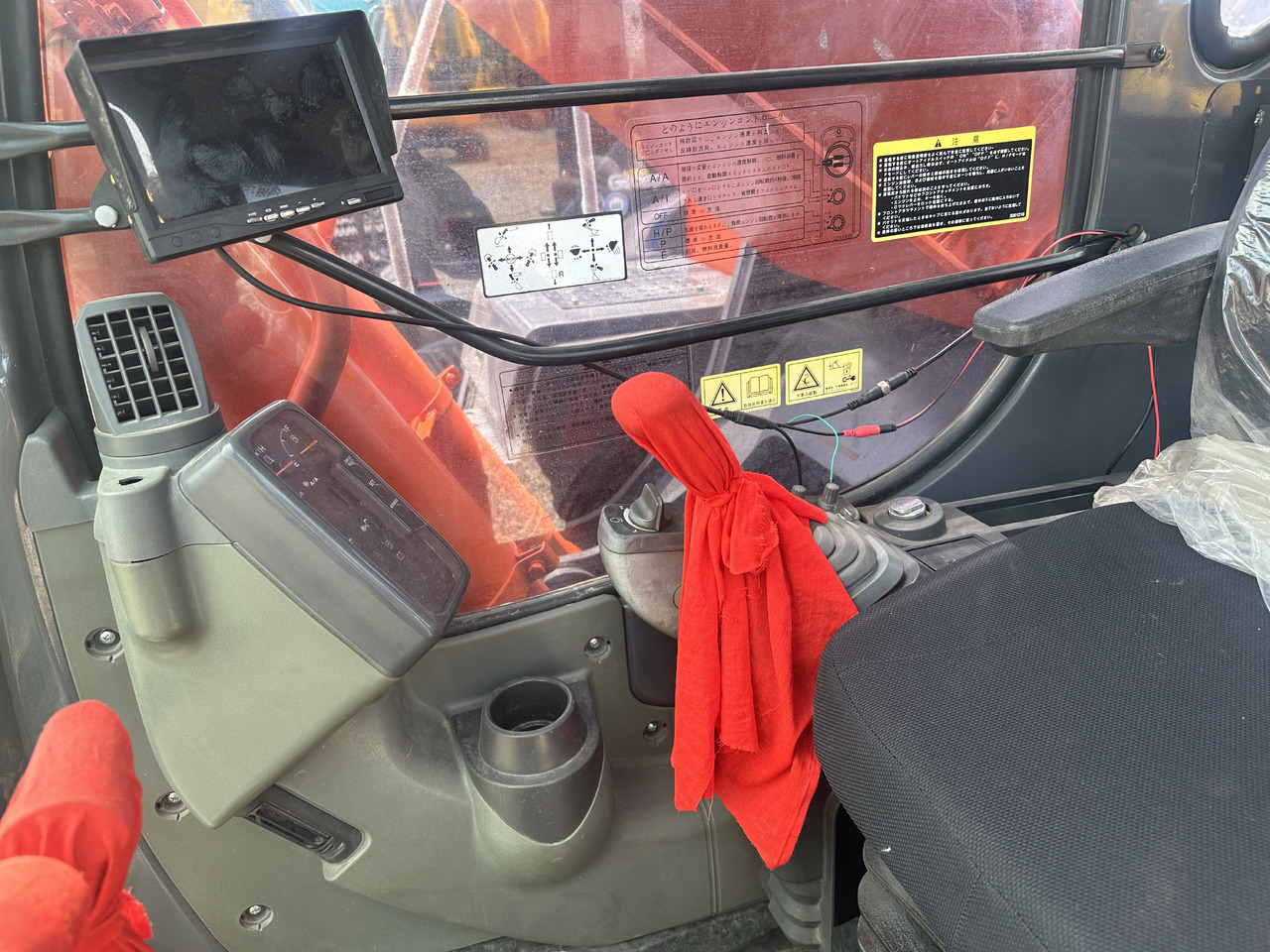 Гусеничный экскаватор HITACHI ZX350H: фото 10 Гусеничный экскаватор HITACHI ZX350H: фото 10